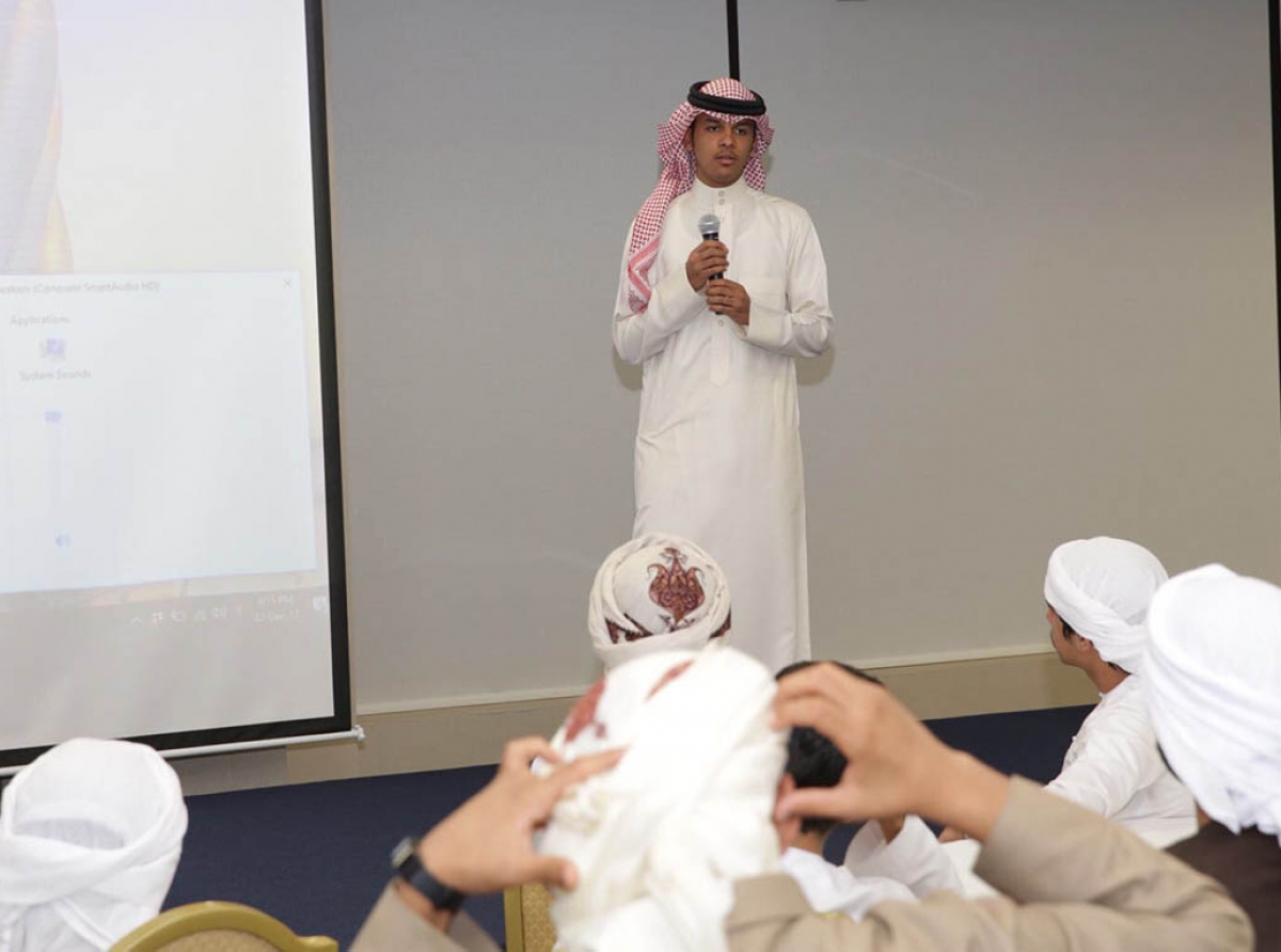  جمعية الكلمة الطيبة تنظم لقاء حواريا وتعريفيا لطلبة مؤسسة وطني الإمارات (سفراء وطني الإمارات) بالمنامة