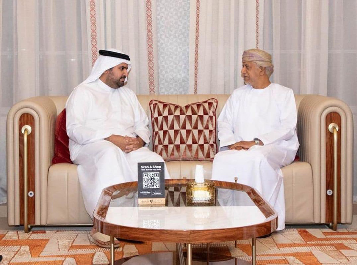  سمو الشيخ عيسى بن علي يستقبل رئيس اللجنة الأولمبية العمانية