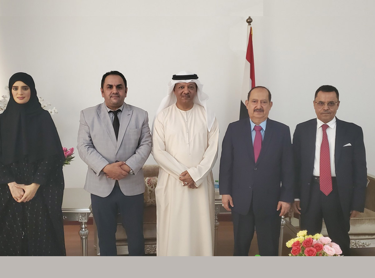  رئيس الاتحاد العربي للتطوع يلتقي سعادة الدكتور علي حسن الأحمدي سفير جمهورية اليمن الشقيقة لدى مملكة البحرين